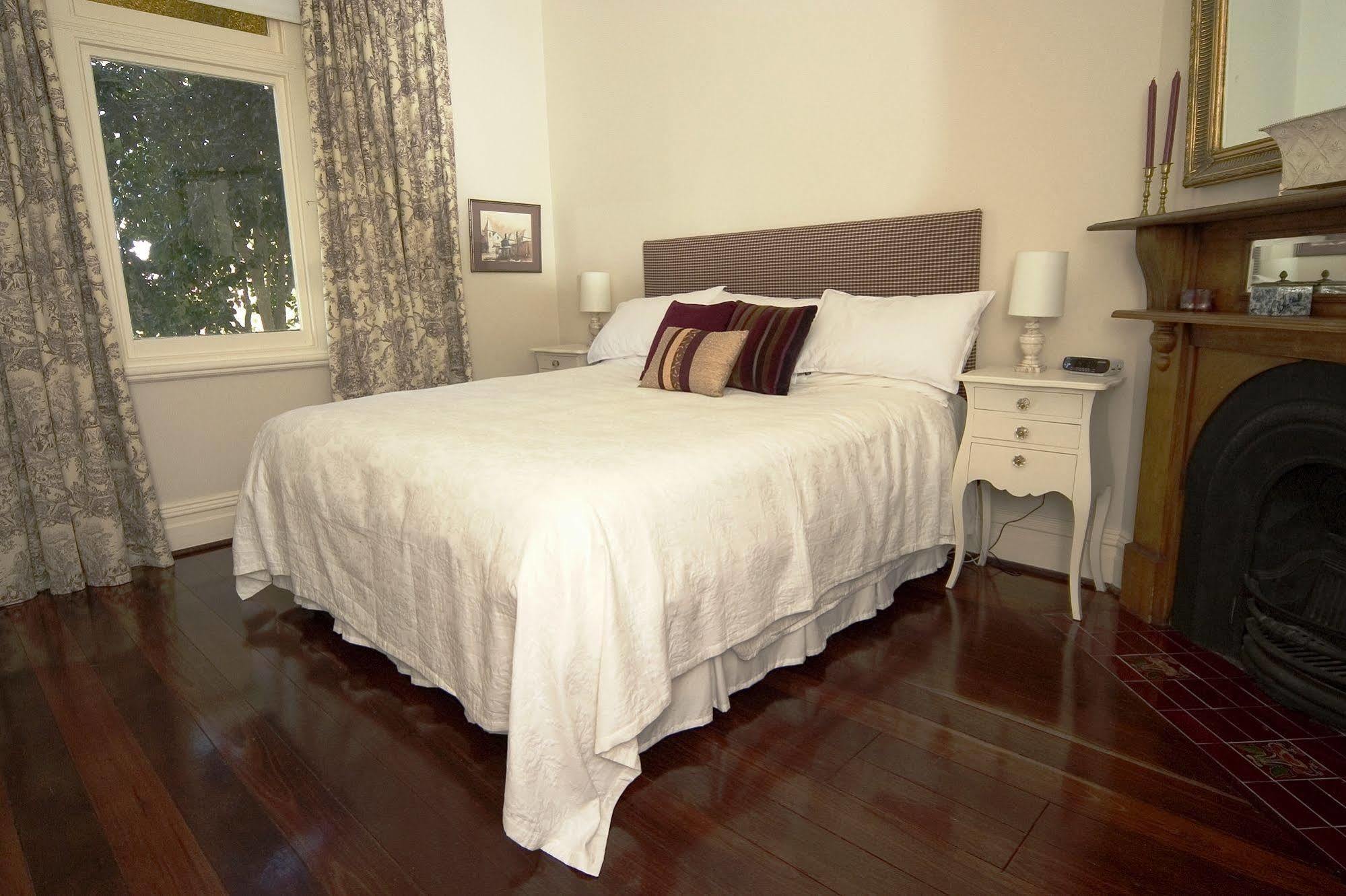 ดุแรคส์ เฮาส์ Bed & Breakfast เพิร์ท ภายนอก รูปภาพ