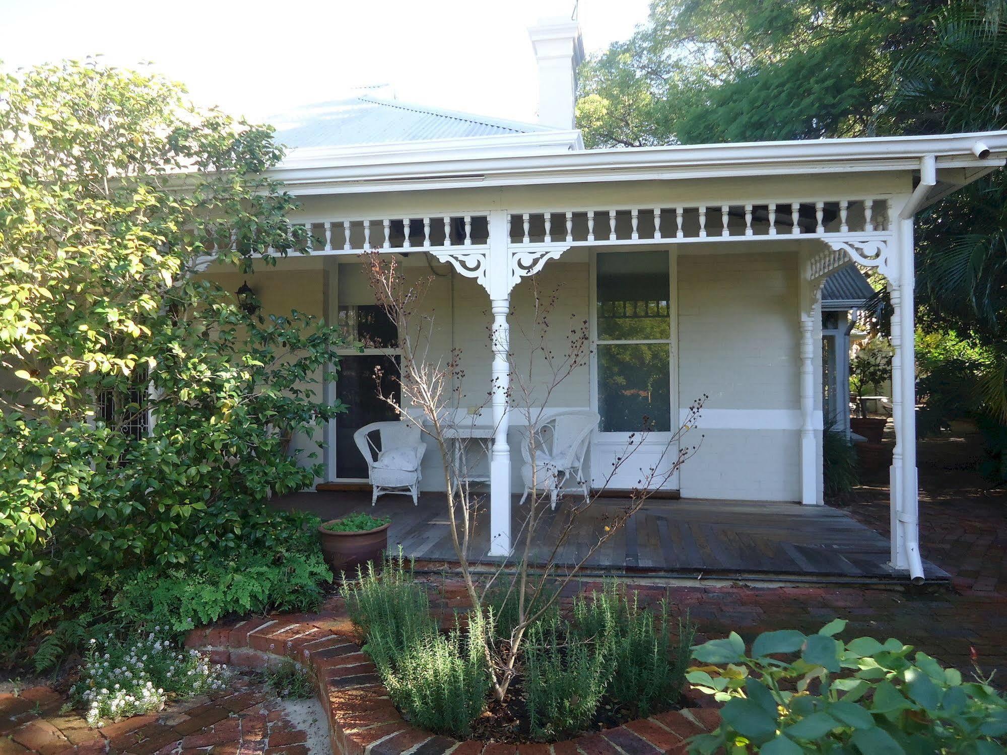 ดุแรคส์ เฮาส์ Bed & Breakfast เพิร์ท ภายนอก รูปภาพ